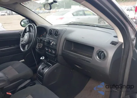 2011 Jeep Compass из США, поврежденный, VIN 1J4NF1FBXBD259300